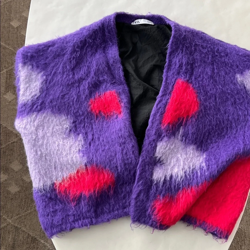 ZARA Brushed Fuzzy Finish Knit Open Cardigan Abstract Unique Purple Red L